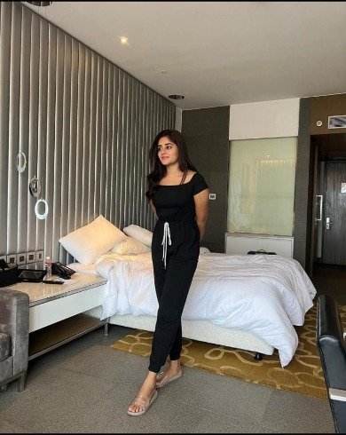 Independent Call Girls in Mahipalpur